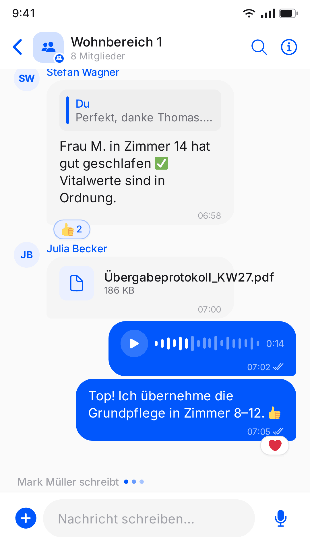 Logensa Mobile App – Gruppenchat eines Pflegeteams